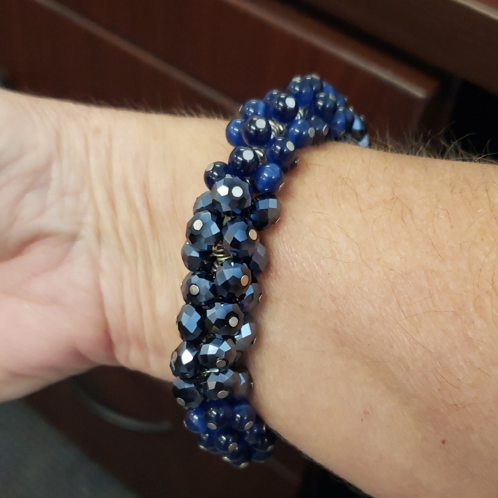 White House Black Market Blue Beaded Bracelet